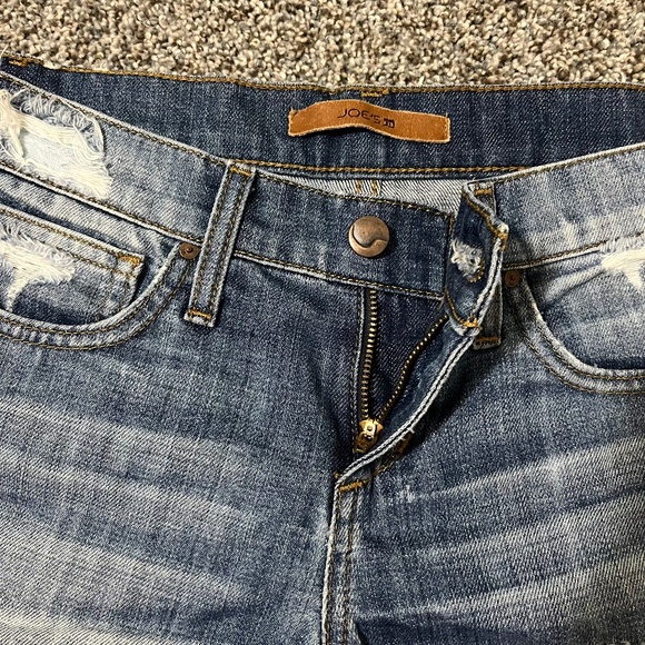 Classic Joe's Jeans cutoff jean shorts; Women's size W25 - Picture 5 of 13